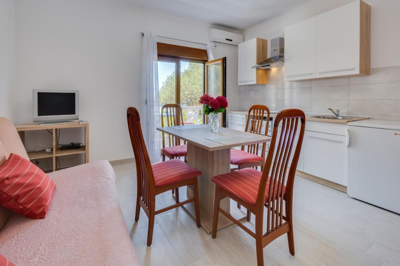 Family Friendly Seaside Apartments Kozino, Zadar - 5756 佩特坎内 外观 照片