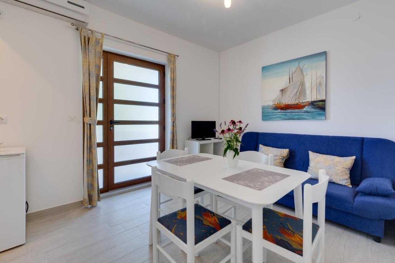 Family Friendly Seaside Apartments Kozino, Zadar - 5756 佩特坎内 外观 照片